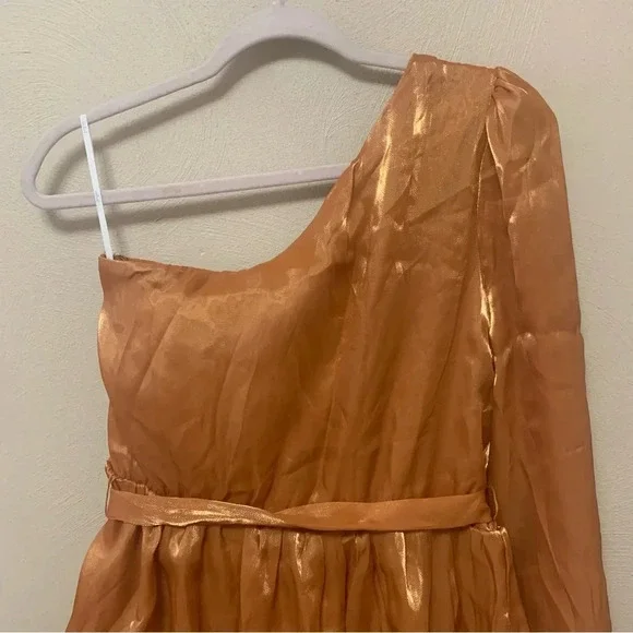 Lulus Sweet Excellence Shiny Rust Orange One-Shoulder Tiered Dress Medium NWT - Picture 9 of 15